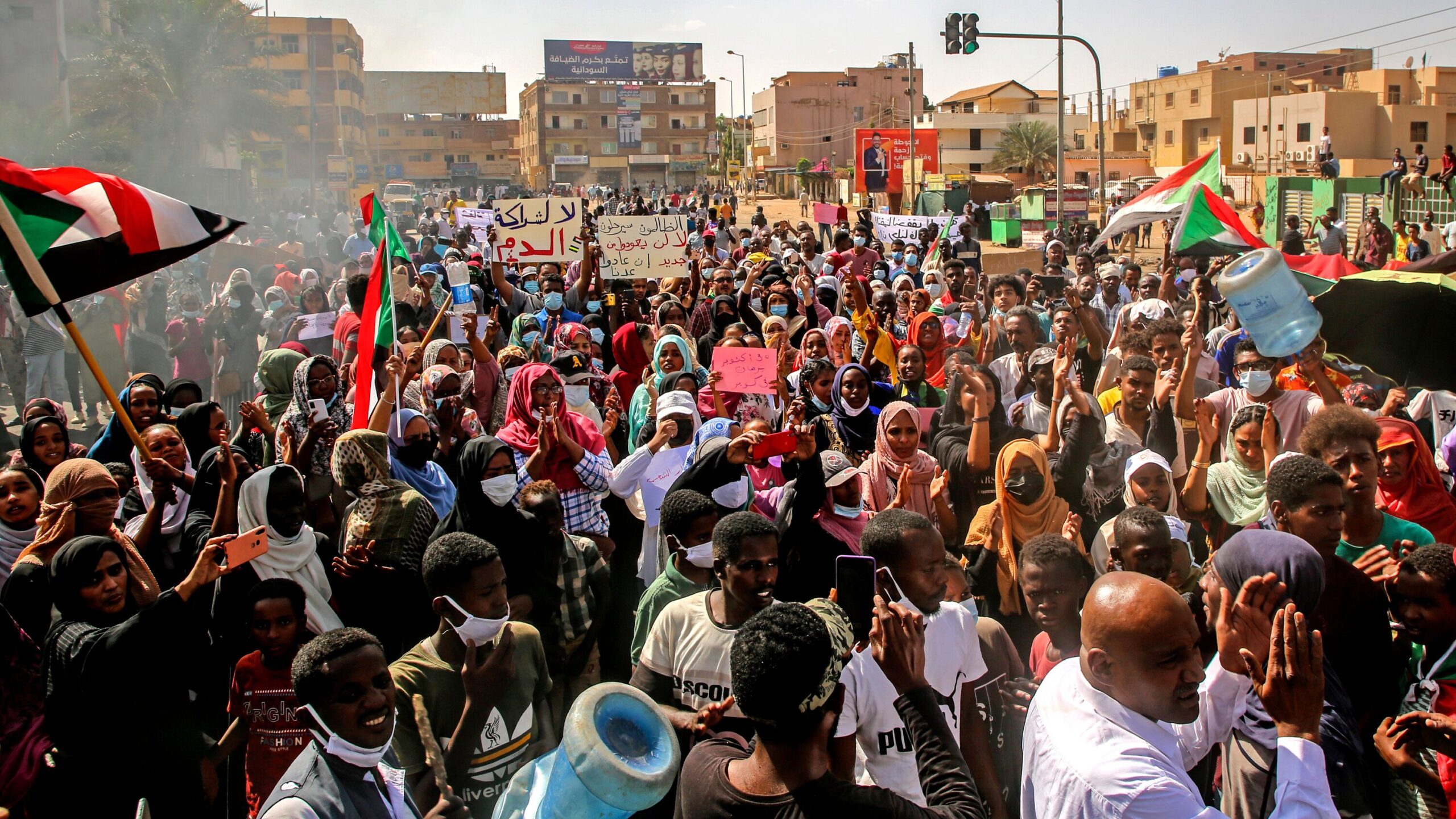 UN urges Sudan troops to stop shooting at anti-coup protesters