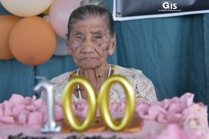 New centenarian, Mrs Marie Gracia Catherine, celebrates her birthday in Mare La Chaux