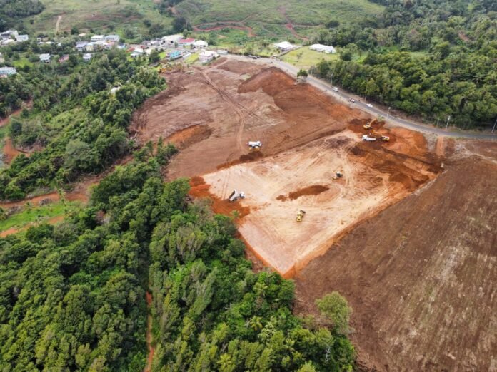 Dominica: Fidel Grant hails PM Roosevelt Skerrit for construction of International Airport