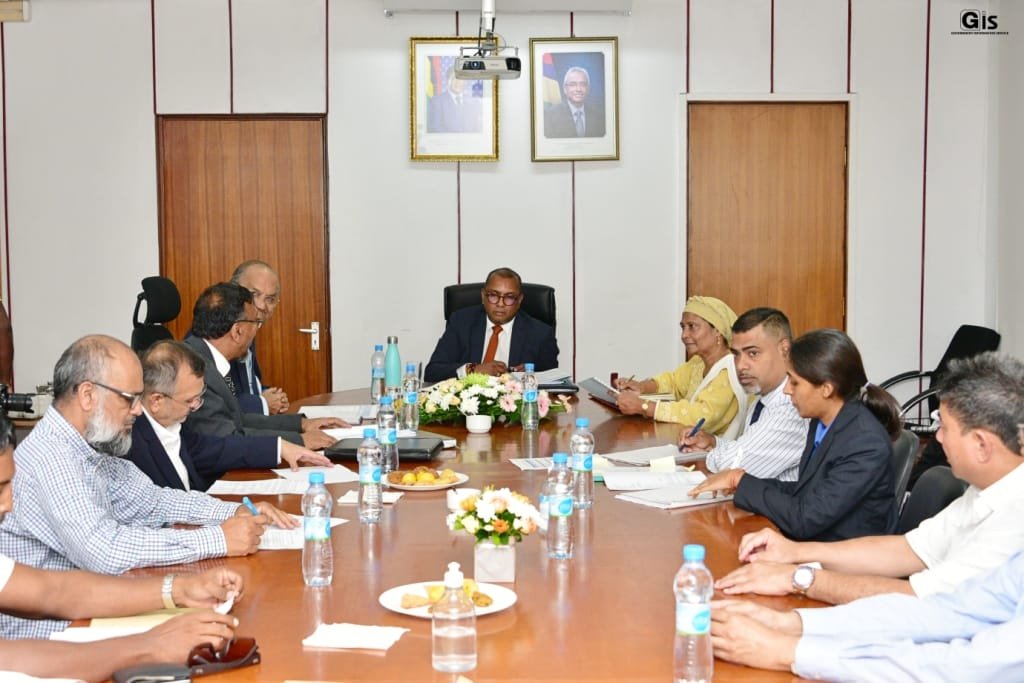 Minister of Finance meets representatives ahead of 2023-2024 budget