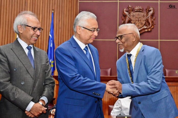 Council Meeting of Port-Louis elects new Lord Mayor and Deputy Lord Mayor