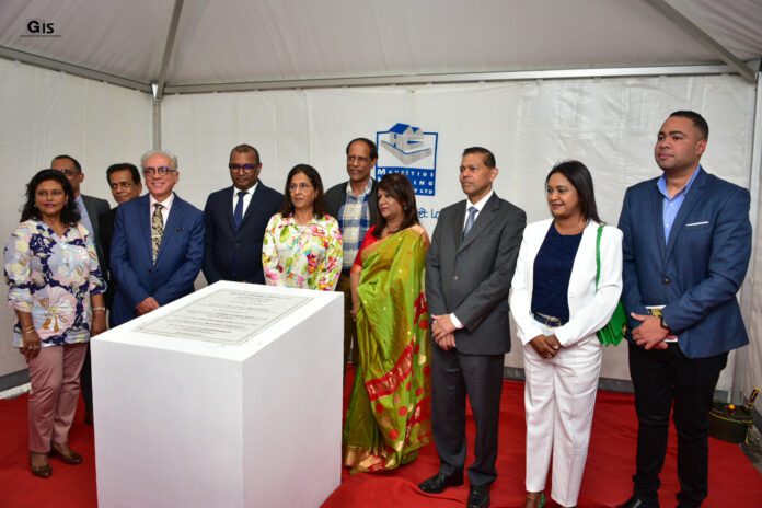 Finance Minister launches foundation Stone for Résidence Mon Rêve