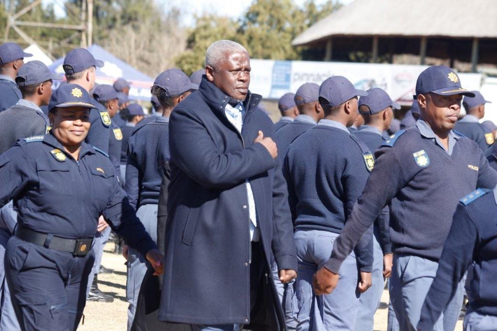 Free State Premier welcomes new police recruits