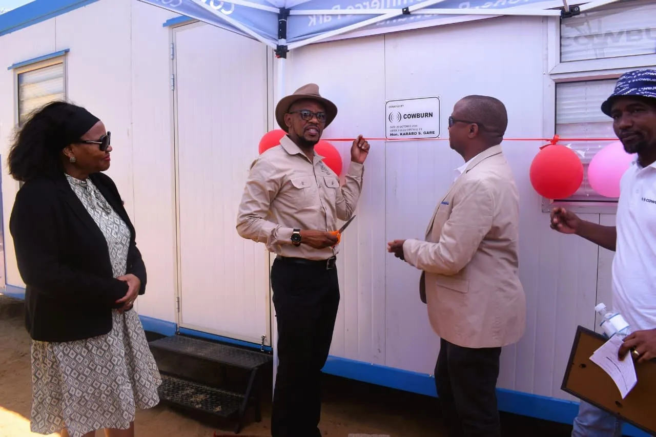 Four companies in partnership with Debswana-Jwaneng Mine have donated to Machana Primary School and Machana Kgotla., Image: facebook
