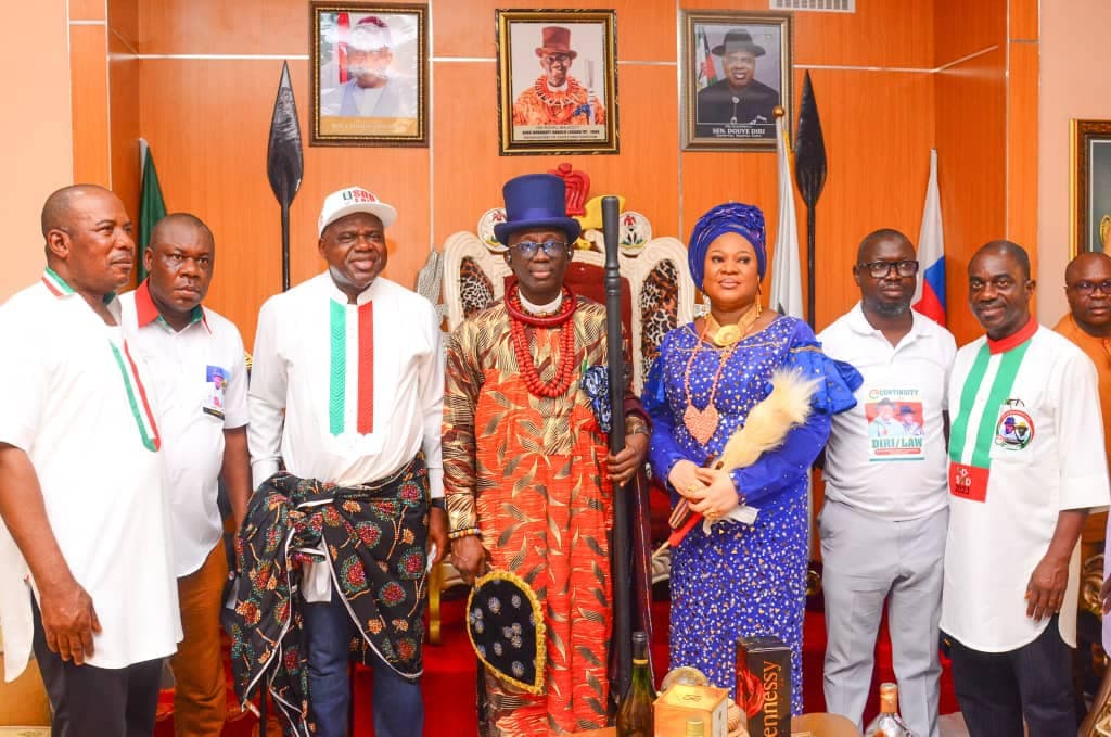 Nigeria: Douye Diri with His Majesty, King Bubaraye Dakolo of Ekpetiama Kingdom during reelction campaign, Image: facebook