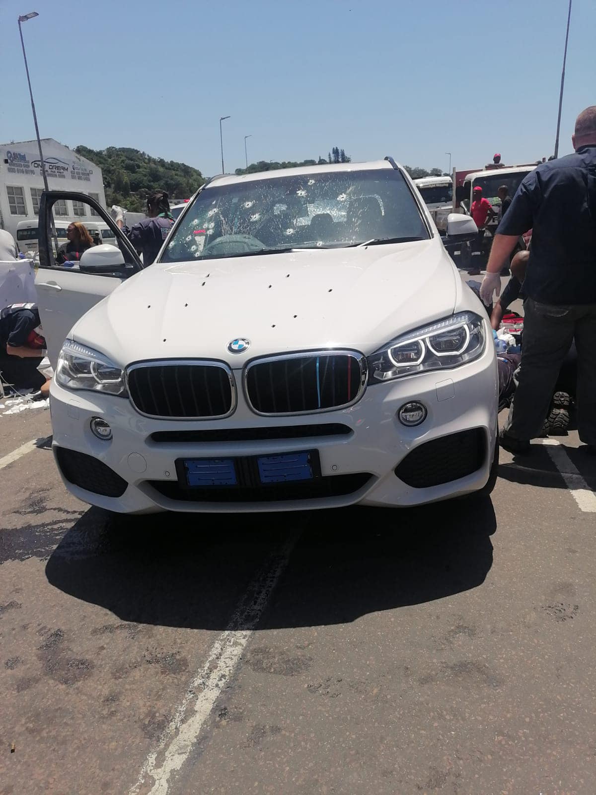 Two females wounded in drive-by shooting in Springfield Park - KZN