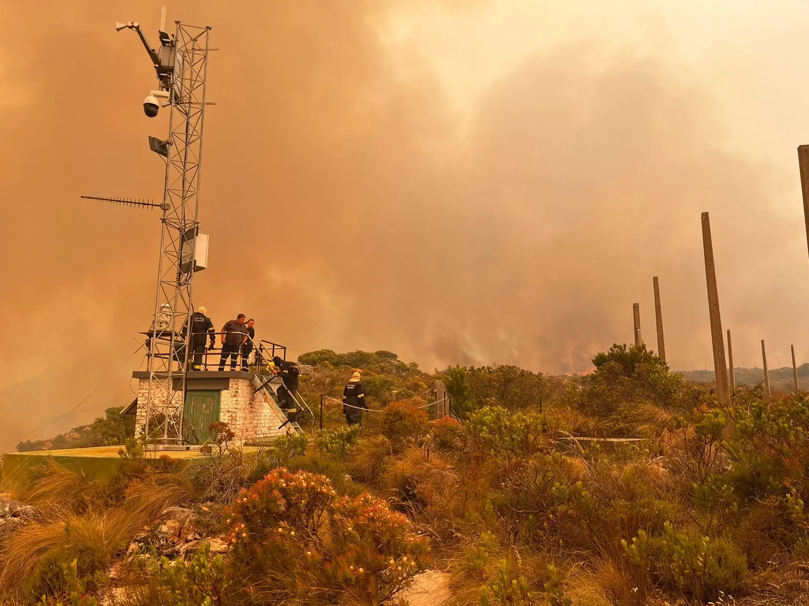 Photograph of fire caught at Simon's Town (Image Courtesy: City of Cape Town)