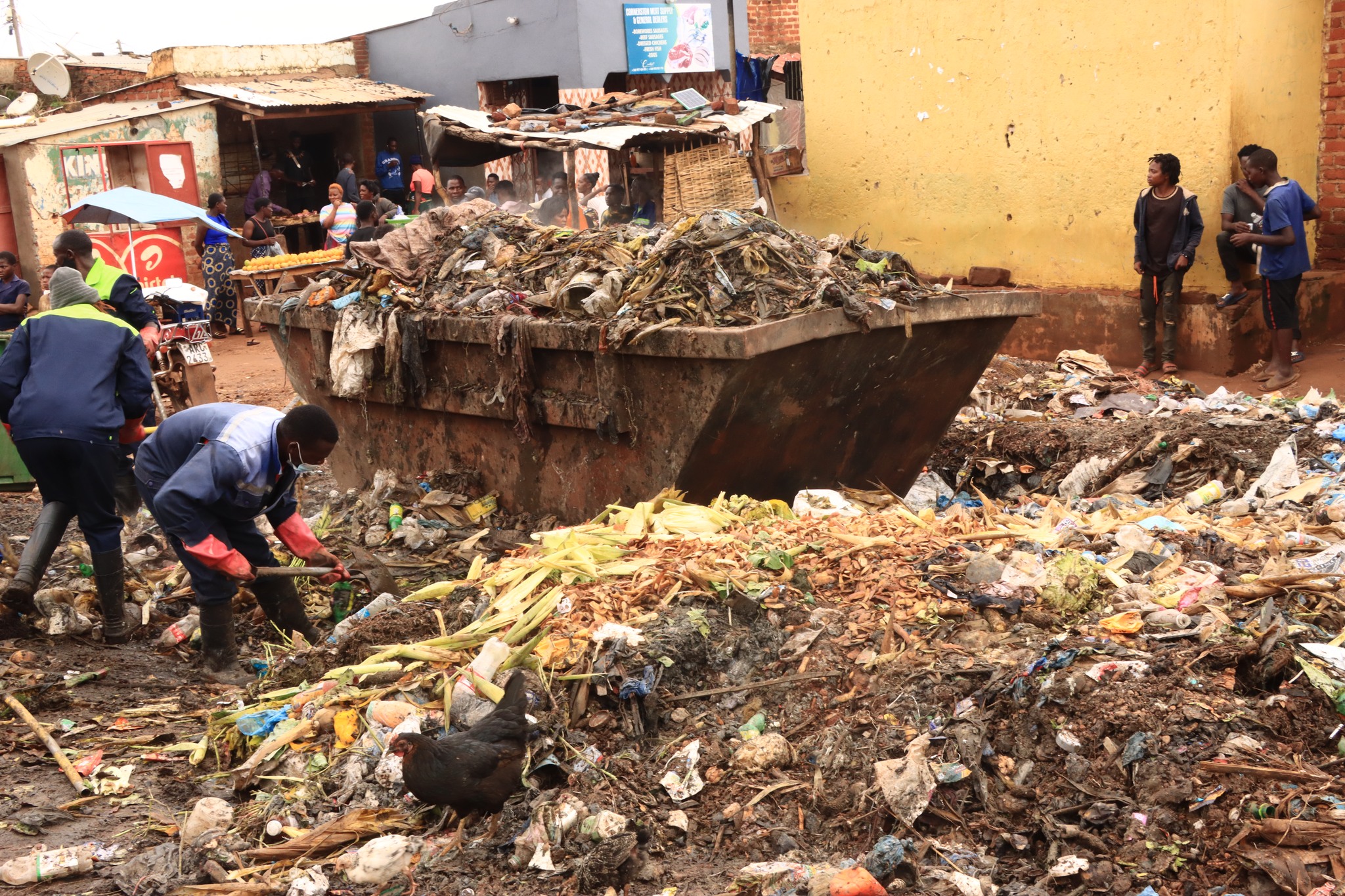 Chipata Council participates Nabvutika Market cleaning programme