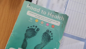 Image of the vaccination guide book Road to Health