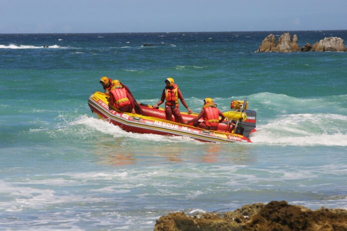 Recreation and Parks Department of City of Cape Town while doing the duty