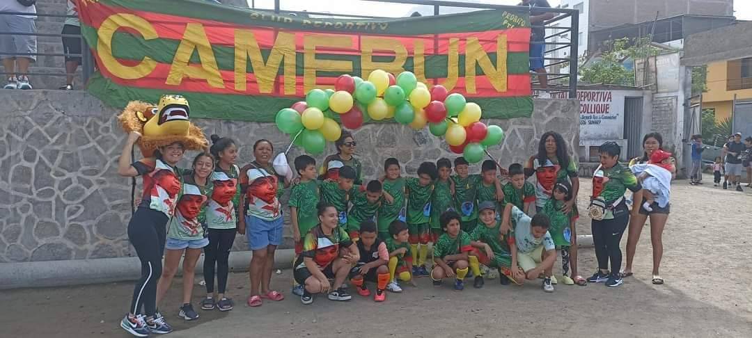 Club Deportivo Cameroun while encouraging the Indomitable Lions