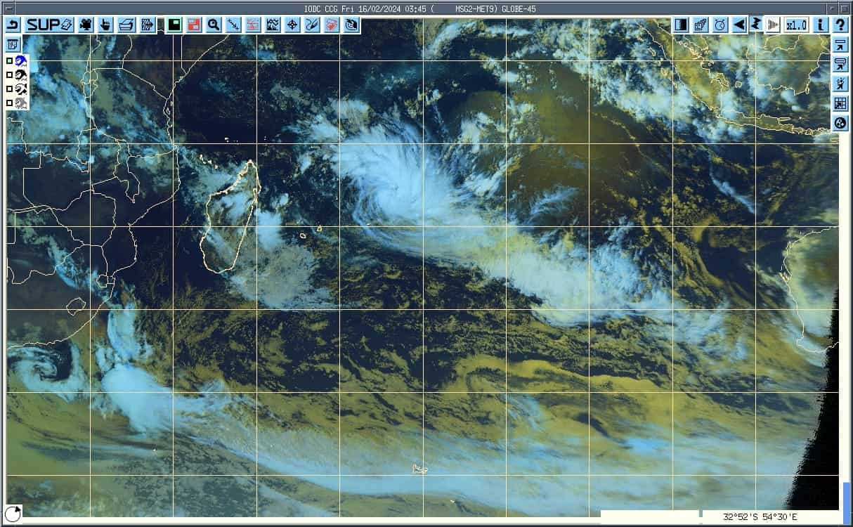 Mauritius: TS Djoungou moving away, hot, humid weather ahead, Image: facebook