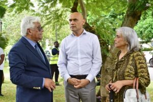 Minister Kailesh Kumar Jagutpal launches vector control activities