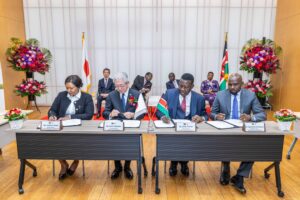 President William Ruto with other official delegates while signing the deal with Toyota Tsusho Corporation 