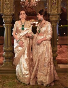 Nita Ambani with daughter Isha Ambani in Zambian emeralds