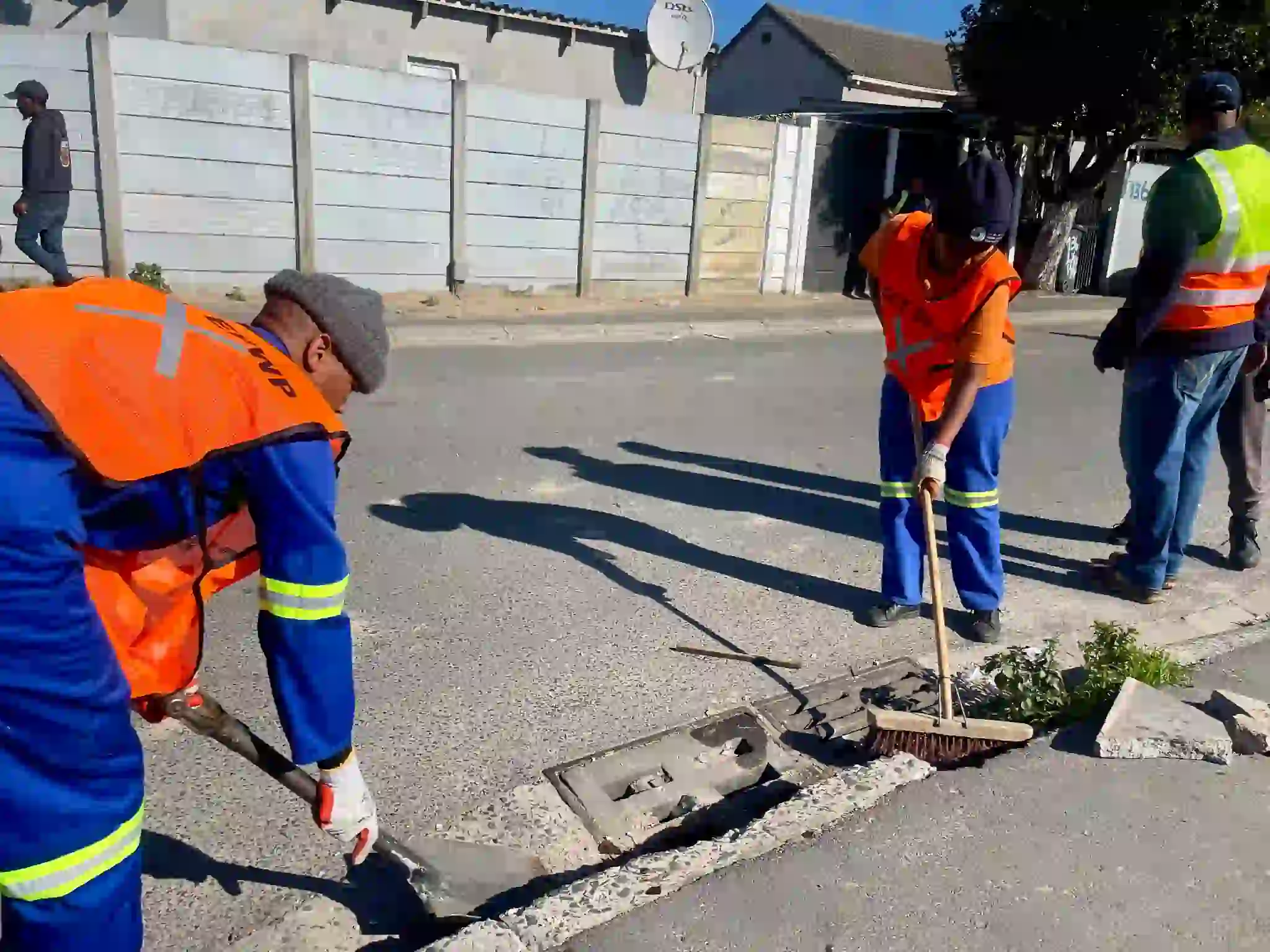 UWM workers, working under Winter Preparedness Programme