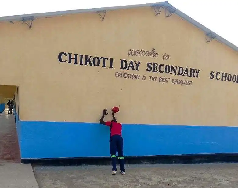 Chikoti village calls for more classrooms in school, Image: facebook