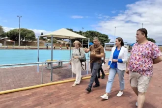 Councillor Francine Higham while inspecting City Swimming Pools