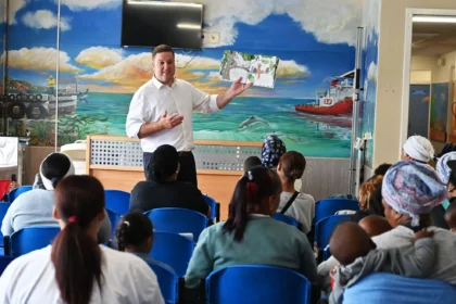 Mayor Geordin Hill-Lewis at hospital halls while celebrating WRAD in Cape Town