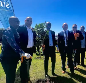 Deputy Mayor Eddie Andrews with other Ministers at the launch of Cyber-Lab in Oaklands High School 