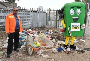 Anti-Litter Mascot 'Bingo' at litter-awareness programme in Cape Town