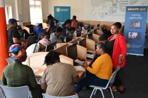 City of Cape Town helping parents and children at SmartCape Stations 