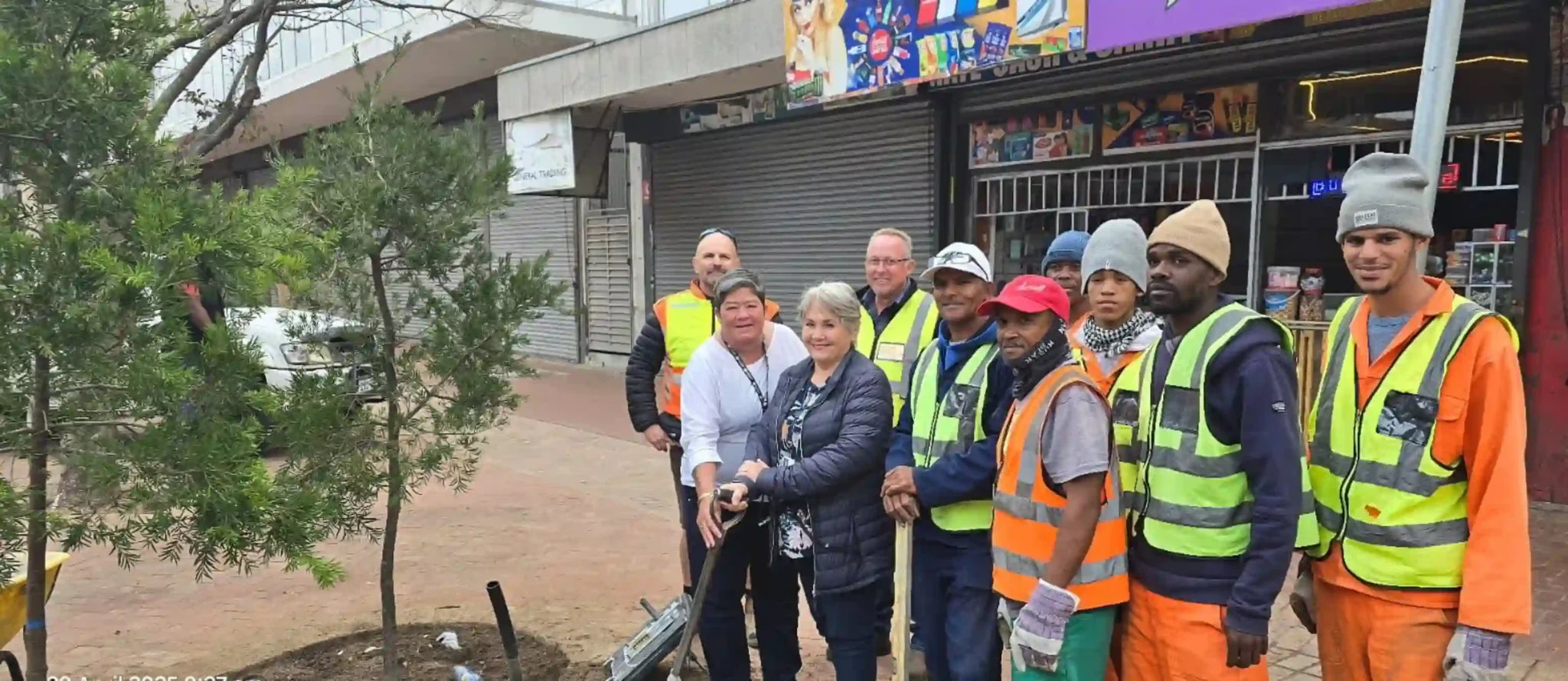Councillor Jacoline Visser and Councillor Mercia Kleinsmith at the tree planting ceremony held in Cape Town
