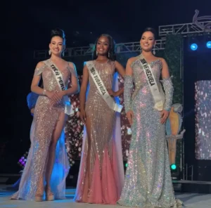 Pearl Mathebula with other models at Miss Teen Model International 2025 in Peru