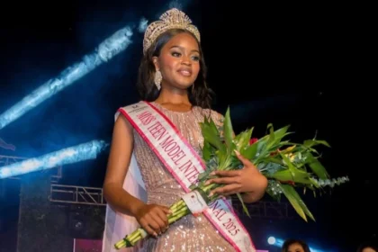 Pearl Mathebula crownd as Miss Teen Model International 2025 in Peru