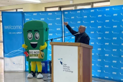 Anti-litter mascot Bingo at CPUT, Cape Town