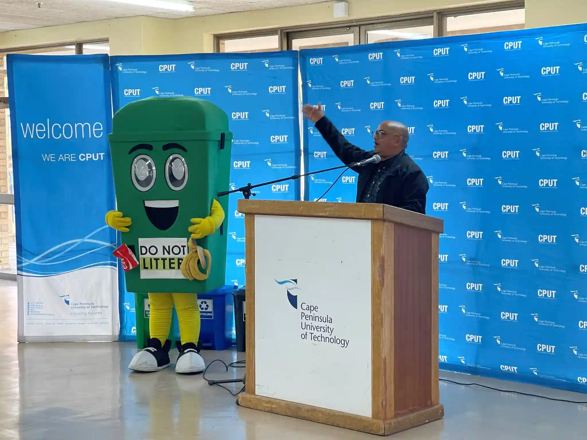 Anti-litter mascot Bingo at CPUT, Cape Town