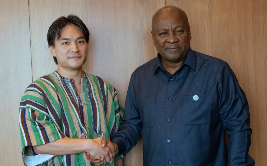 CEO of Degas Limited - Doga Makiura with President of Ghana - John Dramani Mahama