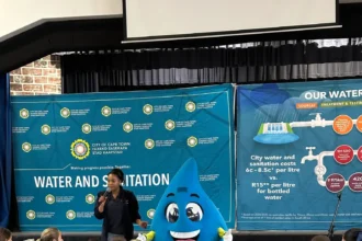 Manzi meeting with learners of Cape Town School