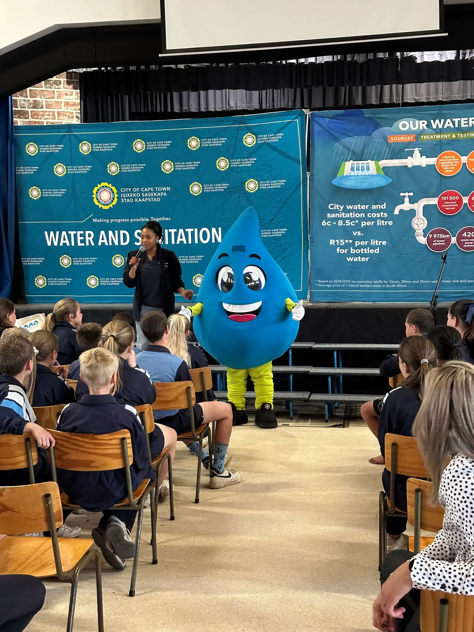 Manzi meeting with learners of Cape Town School