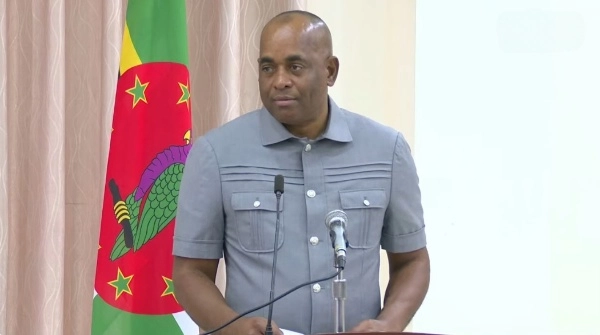 Prime Minister Roosevelt Skerrit om Minimum Wage during End of Year Press Conference