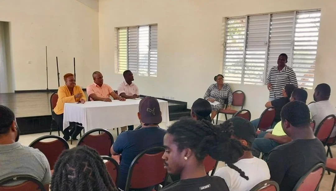PM Skerrit at Dominica Youth Development Division to meet the trainees