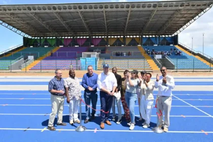 Mayor Geordin Hill-Lewis with Cllr Francine Higham and team at upgraded Blue Downs Athletics Stadium in Cape Town