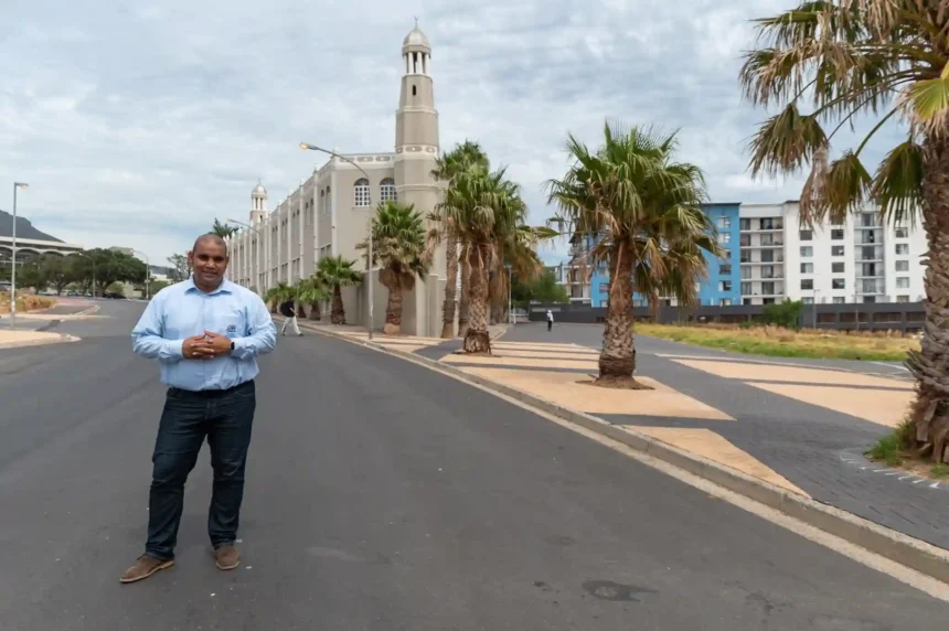 Deputy Mayor Eddie Andrews at Chapel Street upgrade project site