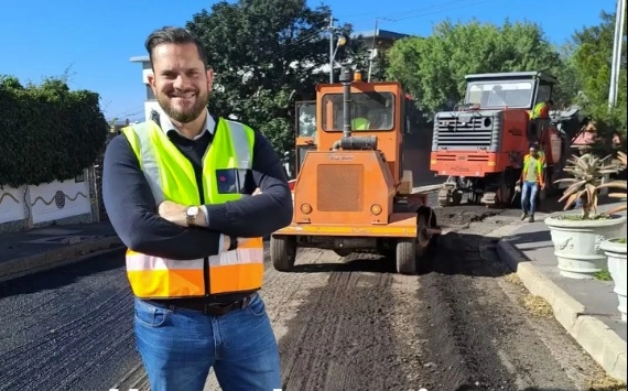 Cllr rob Quintas at Stanhope Bridge in Claremont, work site, Cape Town