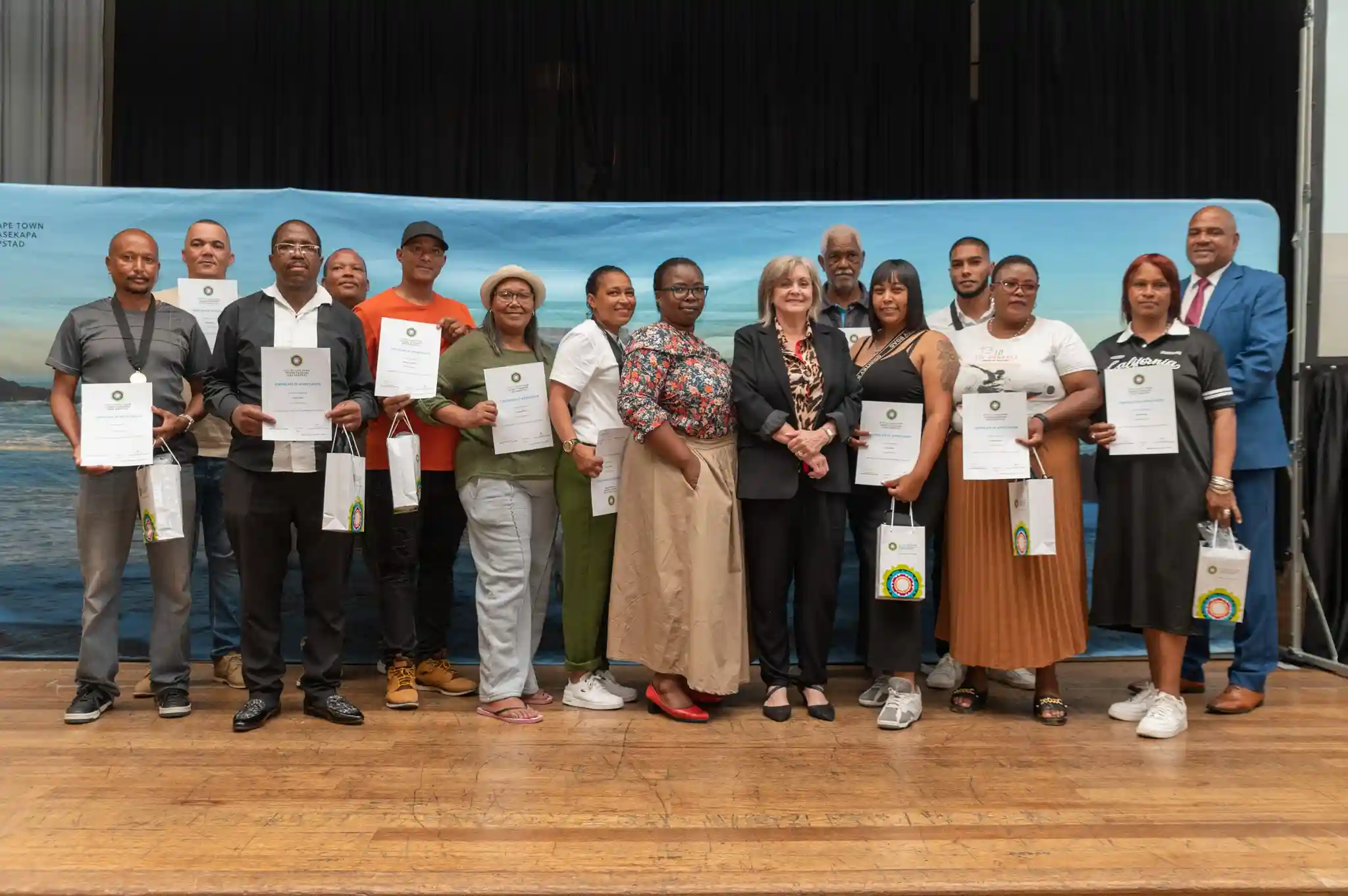 Alderman Theresa Uys with AET Reading Programme Team in Cape Town