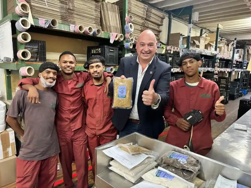 Alderman James Vos with Cape Town SMME