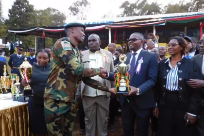 Kenya Forest Service (KFS) while receiving the award