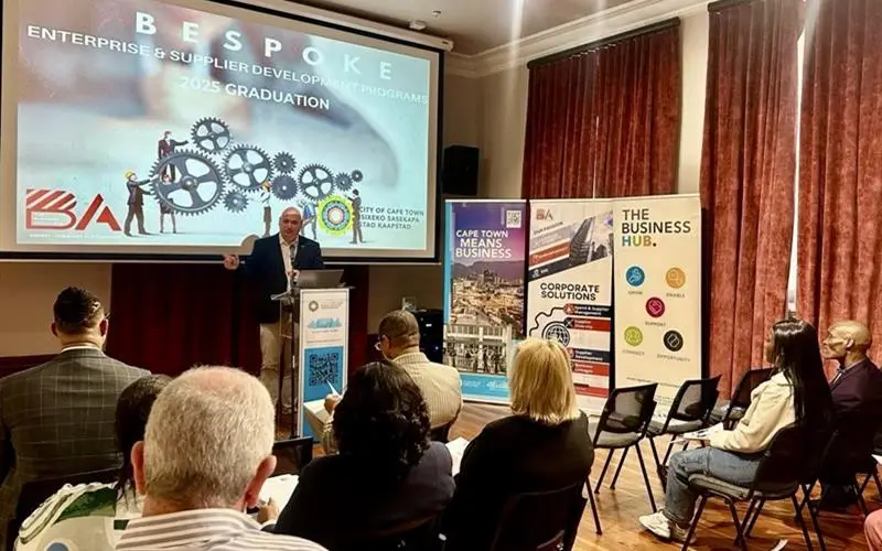 Alderman James Vos encouraging local businesses in Cape Town