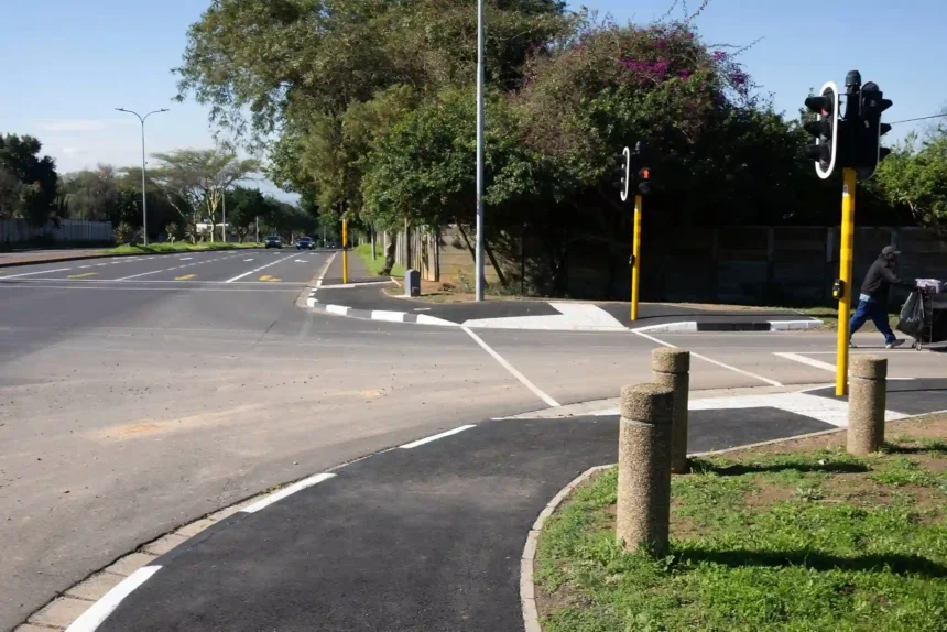 New Traffic Signals installed on Old Oak Road and Melina Street in Cape Town