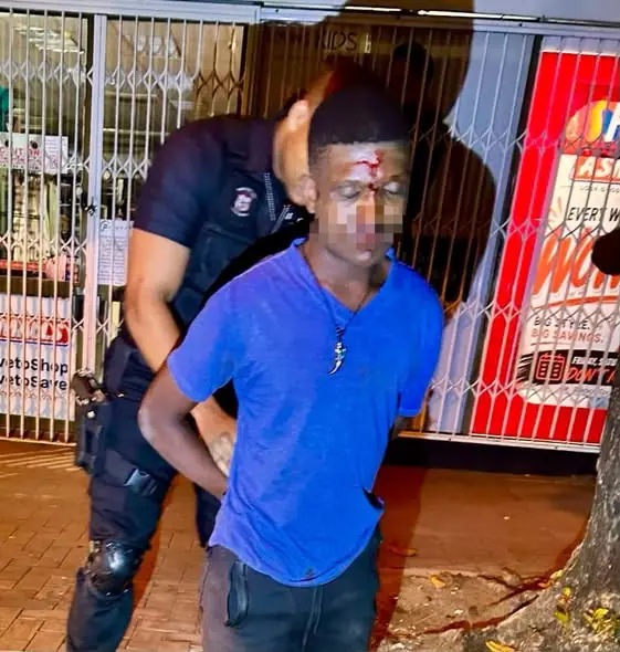 The Reaction Unit South Africa apprehended a robbery suspect after the individual in question, along with a partner, robbed a man.