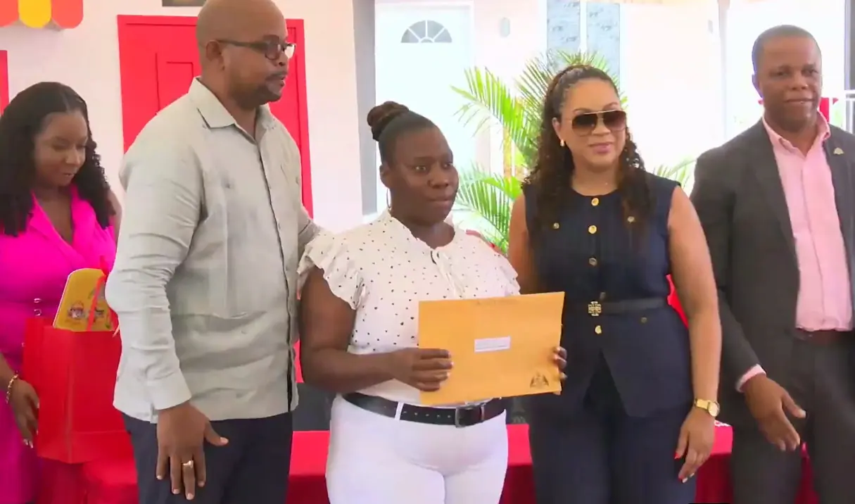 New Resilient Homes Handed Over to 16 Woodford Hill Families